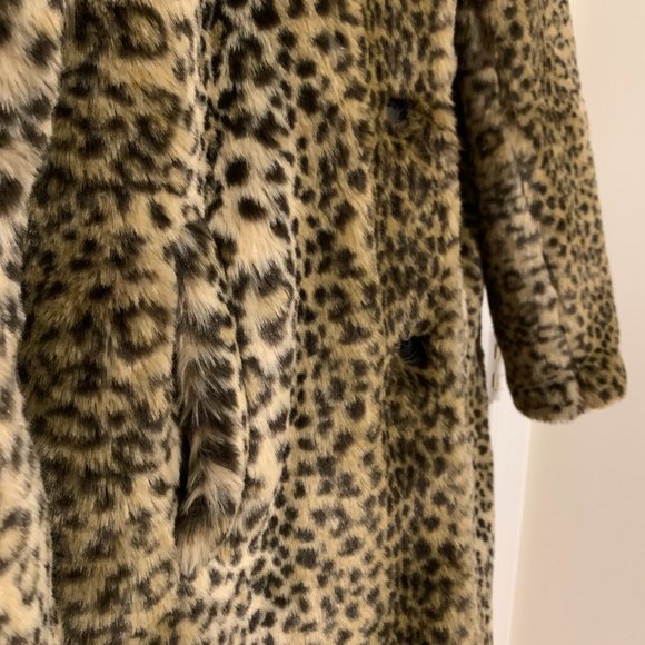 Faux Fur Leopard Print Coat - Picture 3 of 8